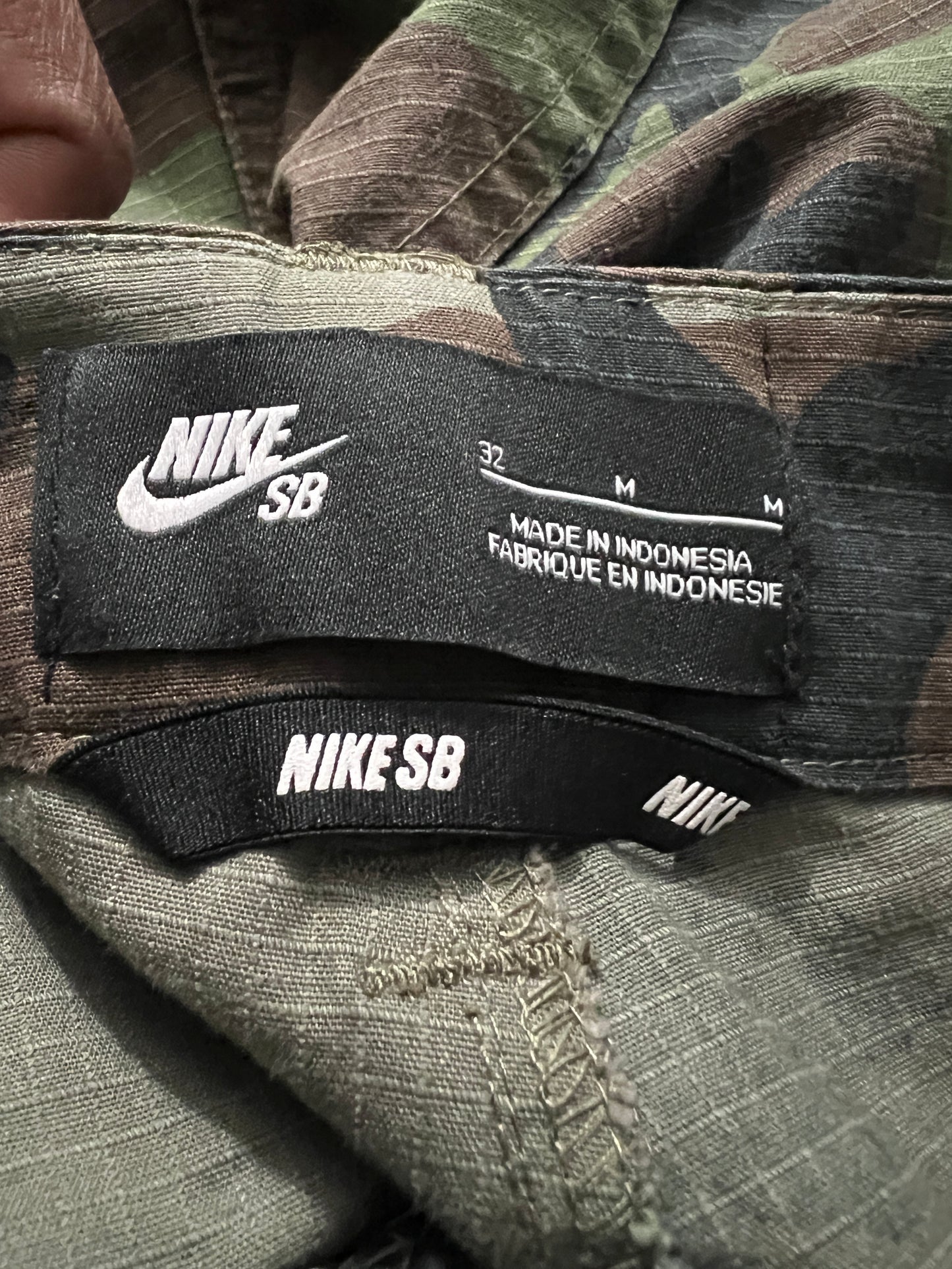 Nike SB camo pants with patches added size 32 Medium