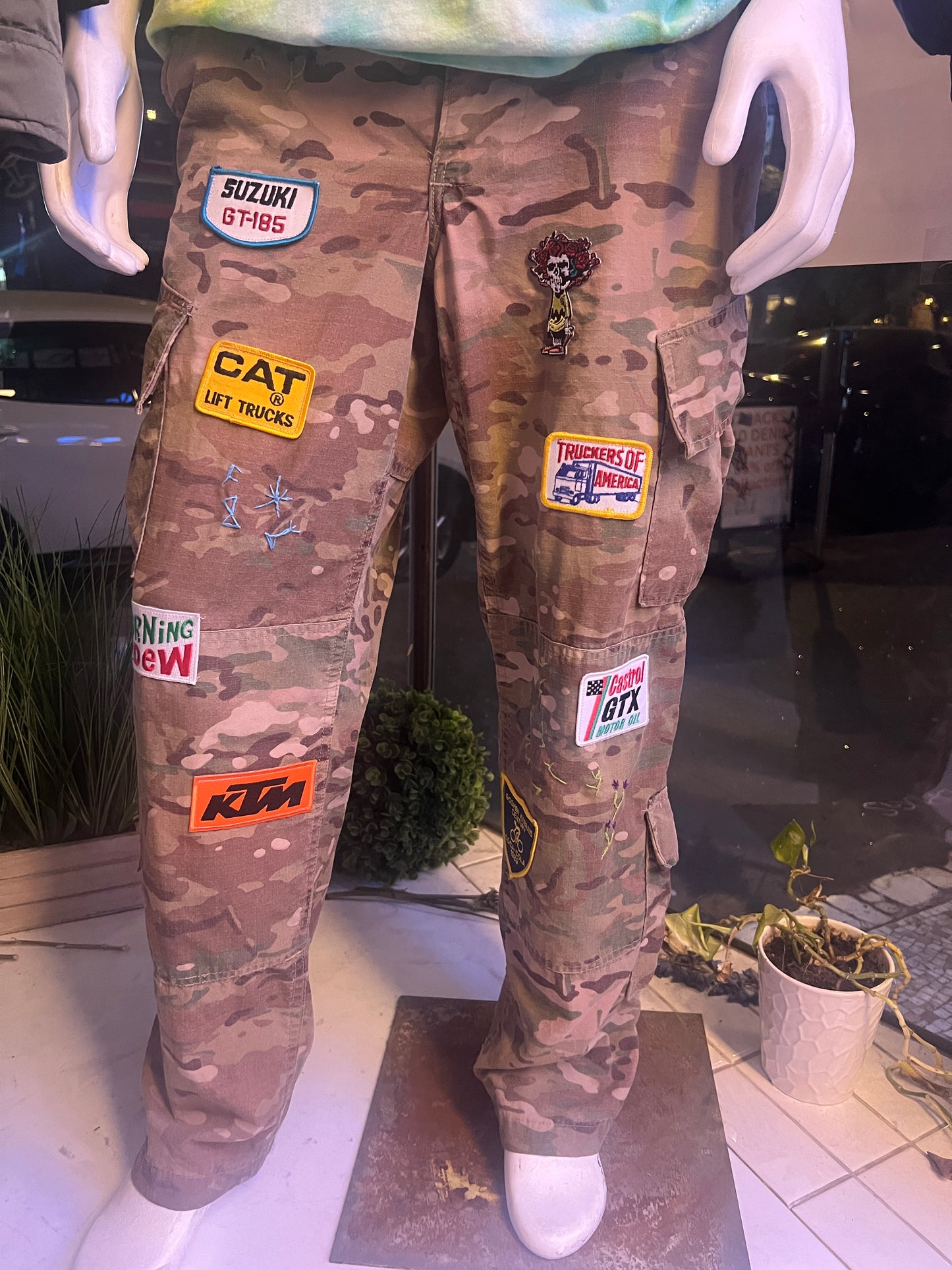 Camo pants with patches
